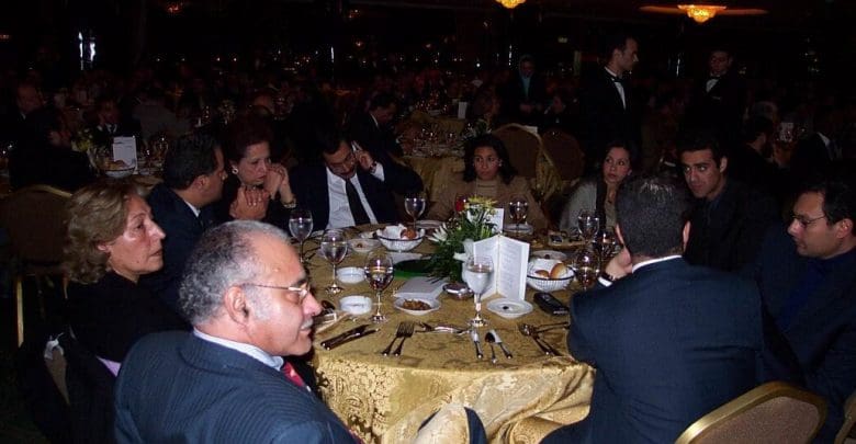 في حفل عشاء كايرو تيليكومب عام 2002