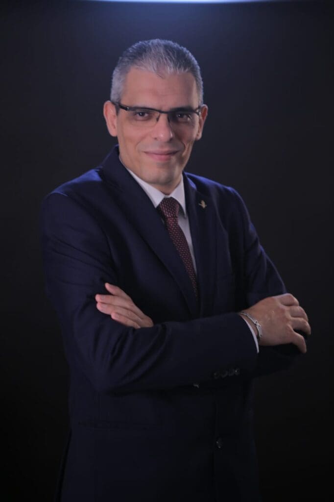 احمد عادل منصور