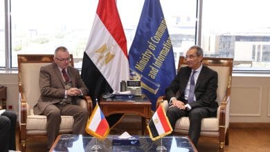 وزير الاتصالات وسفير التشيك وجانب من المباحثات