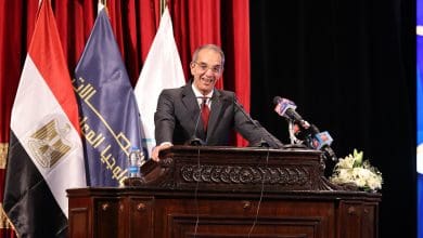 د.عمرو طلعت وزير الاتصالات