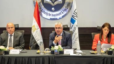 وليد جمال الدين يتوسط كامل الوزير ورانيا المشاط