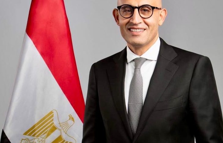 محمد عبد اللطيف وزير التربية والتعليم