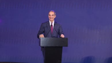 عمرو طلعت وزير الاتصالات وتكنولوجيا المعلومات